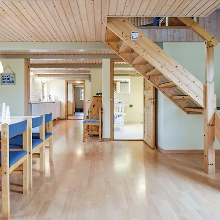 Holiday Statenevej With Fireplace And Shower *