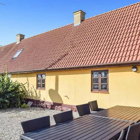 Holiday Statenevej With Fireplace And Shower